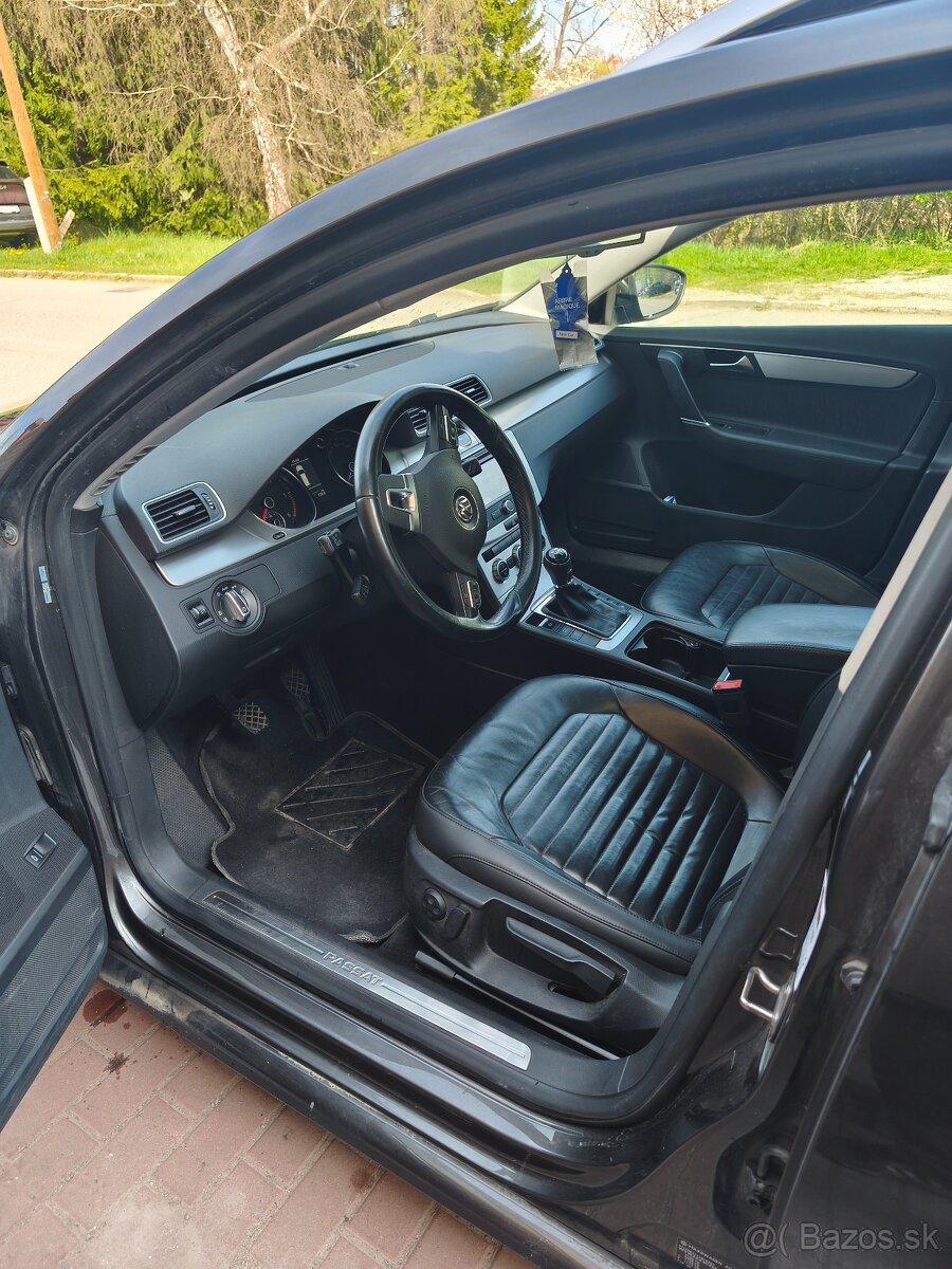 VW Passat Variant 2.0 TDI Highline - 6