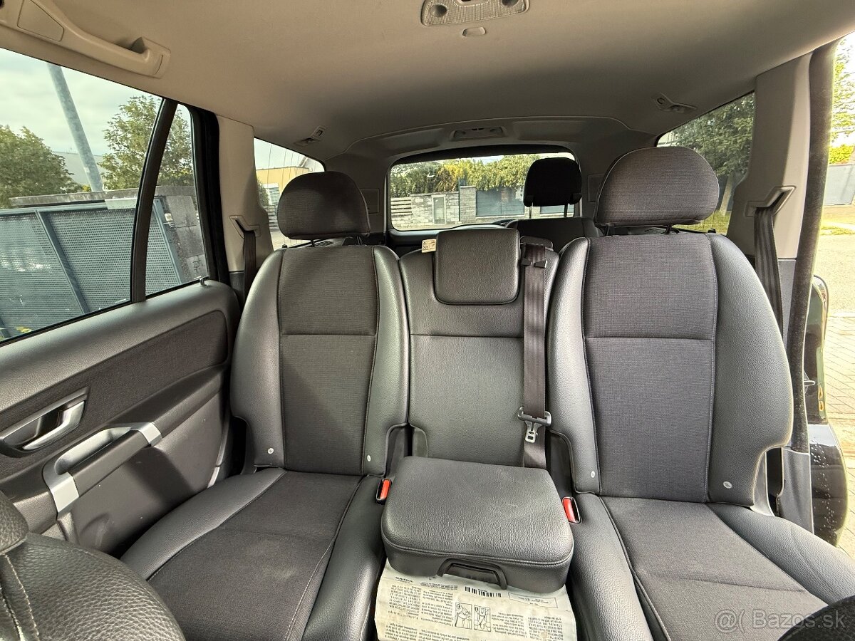 Volvo XC90 2.4 D5 147 kw AWD - 6