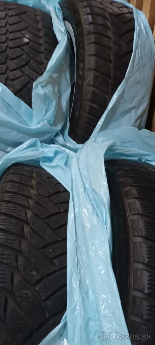 ALU Disky + pneu originál - 6