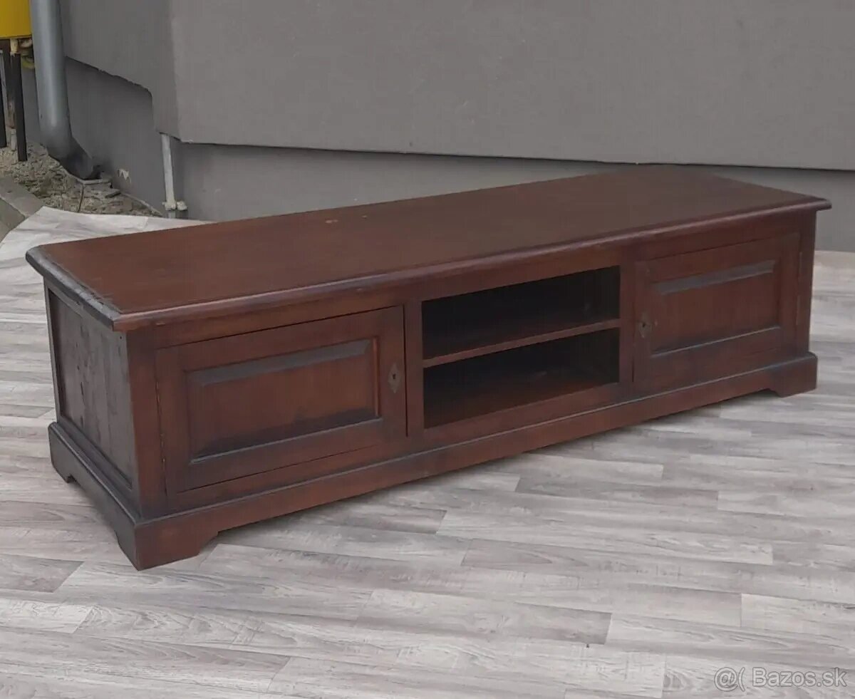 Komoda , botník , Tv stolík. - 6