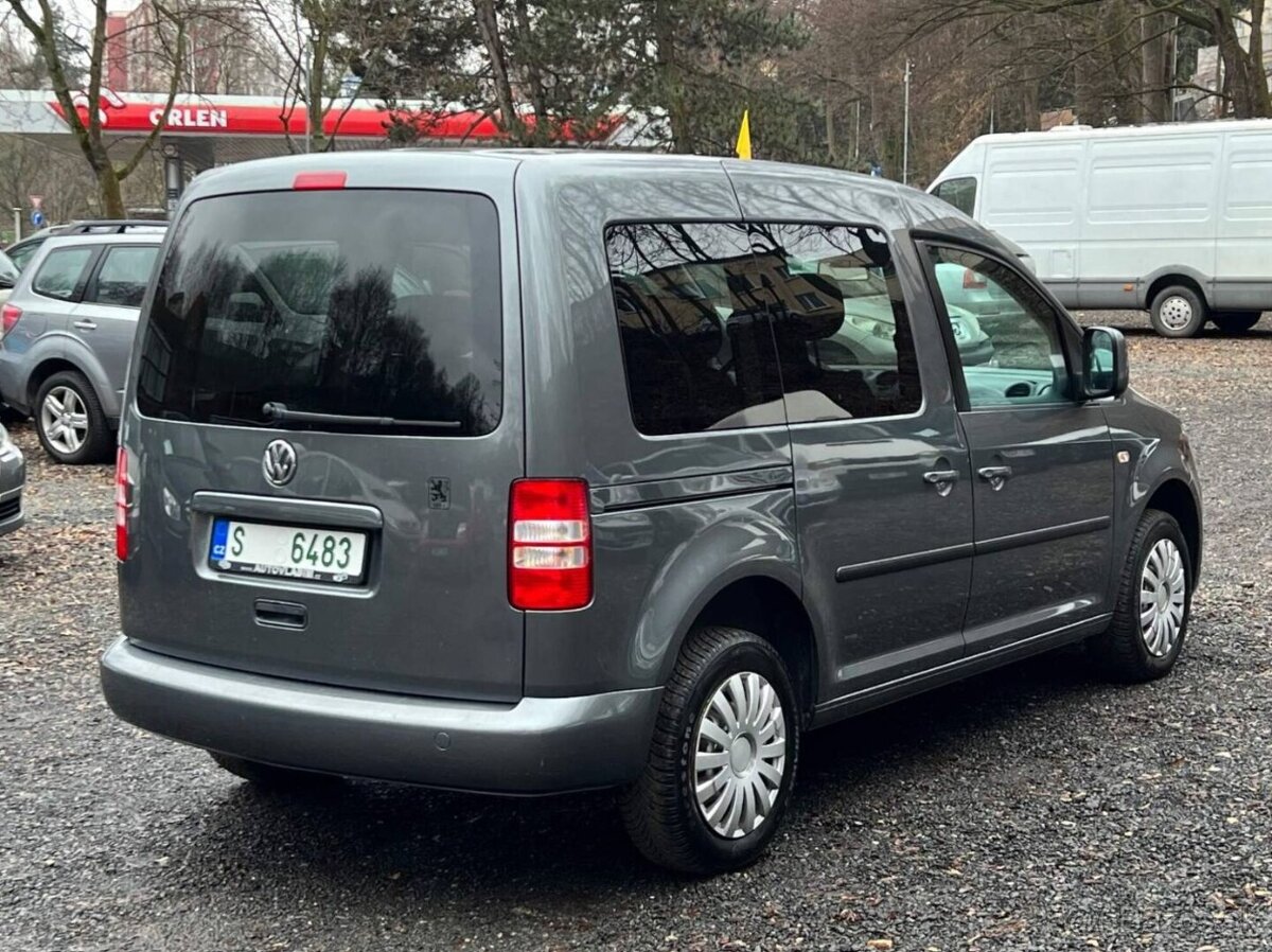 VW Caddy 1.2 TSI 77 kW 2x šoupačky 2011 klima serviska - 6
