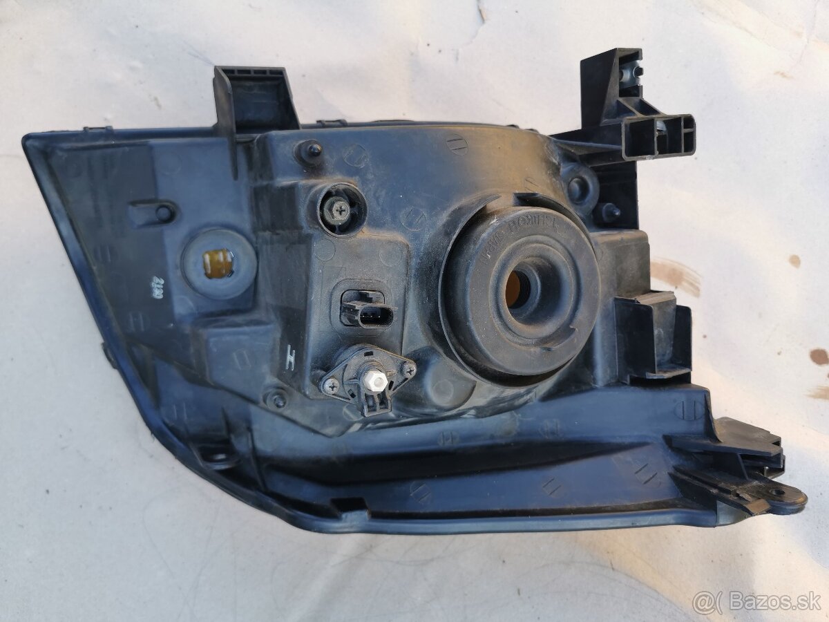 Predné svetlá Nissan X trail - 6