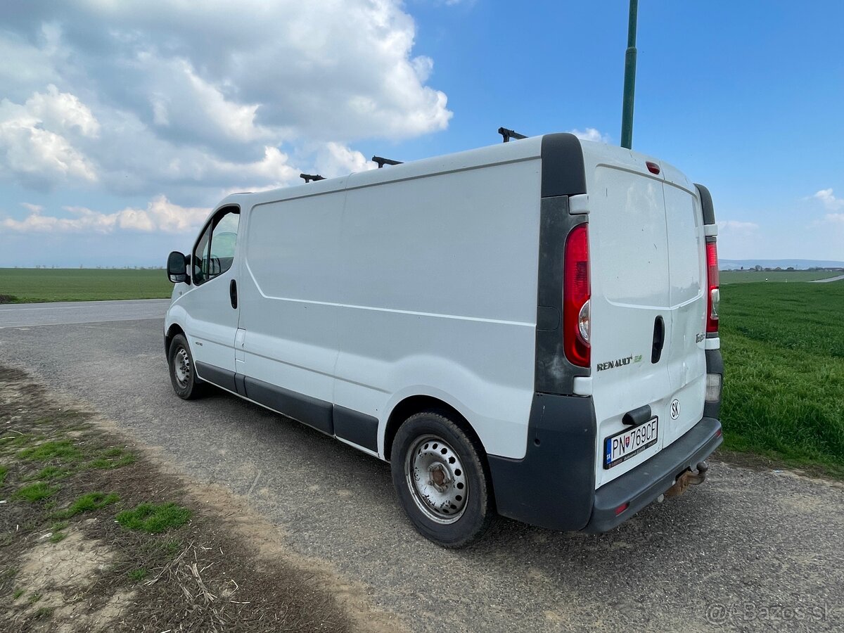 Renault Trafic 2.0dci - 6