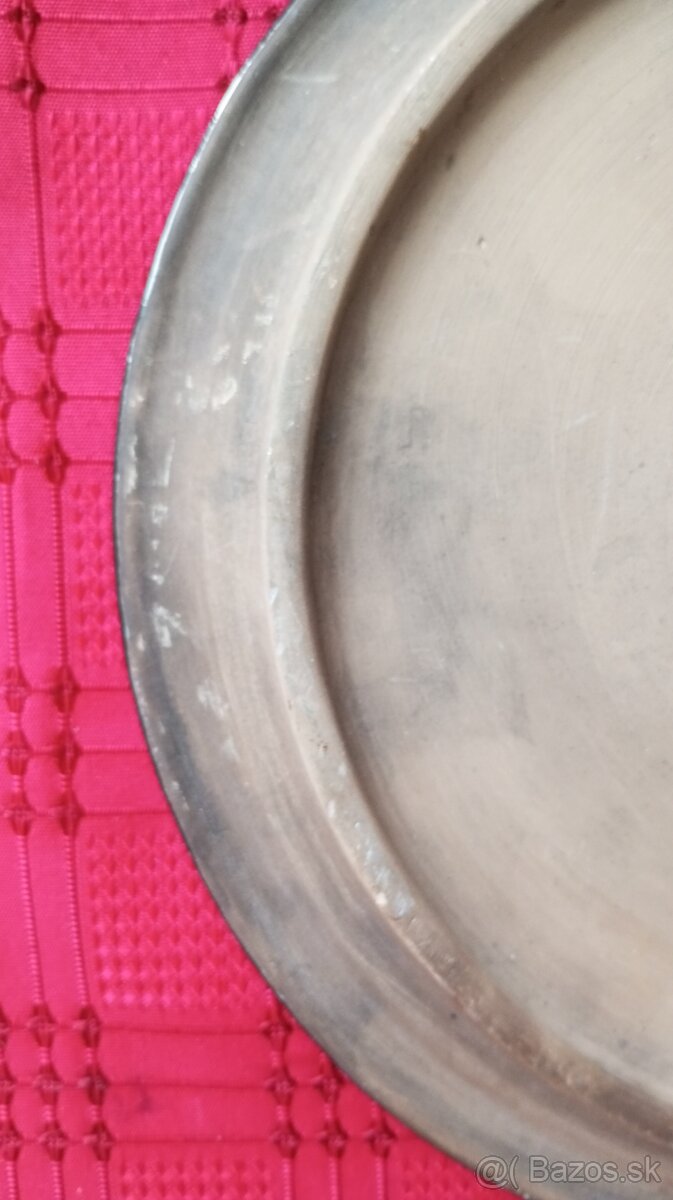 Okarasny kameninovy tanier. - 6