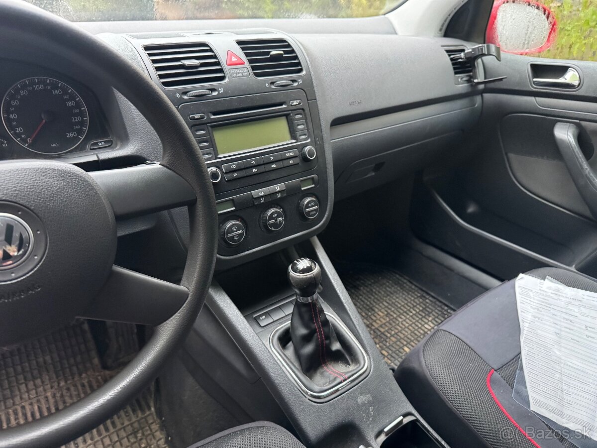 Volkswagen golf V - 6