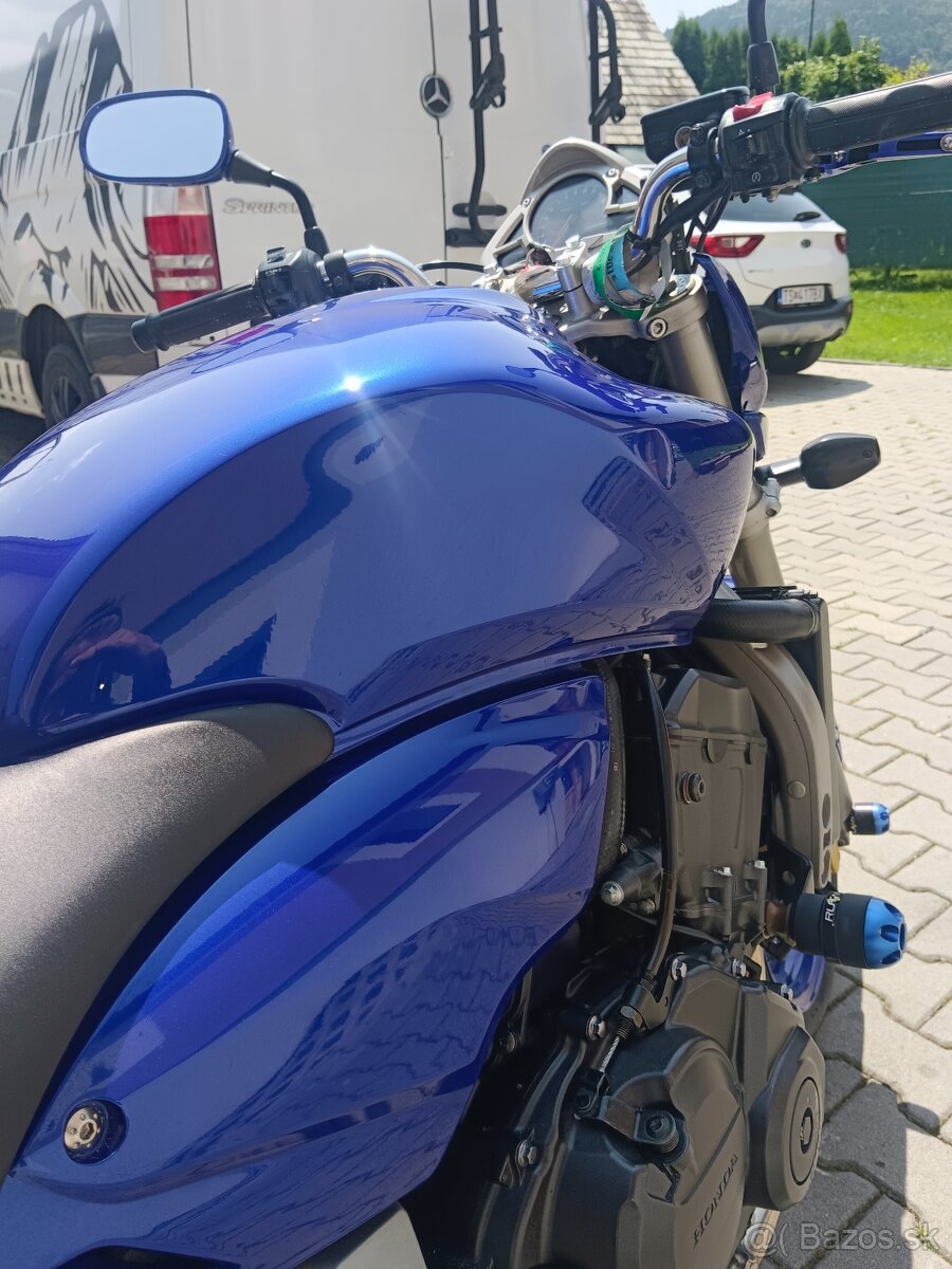 Honda Hornet 600 - 6