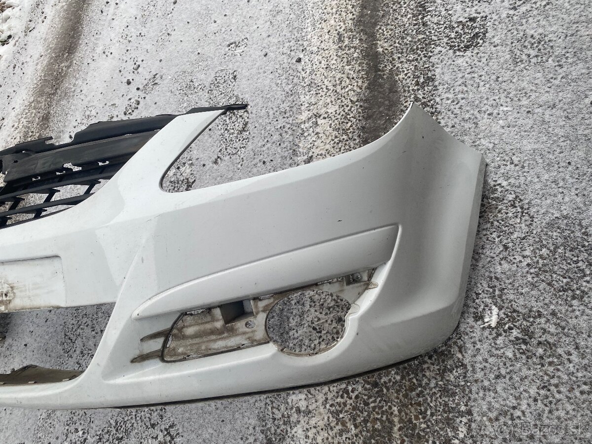 Opel Corsa D predny naraznik - 6