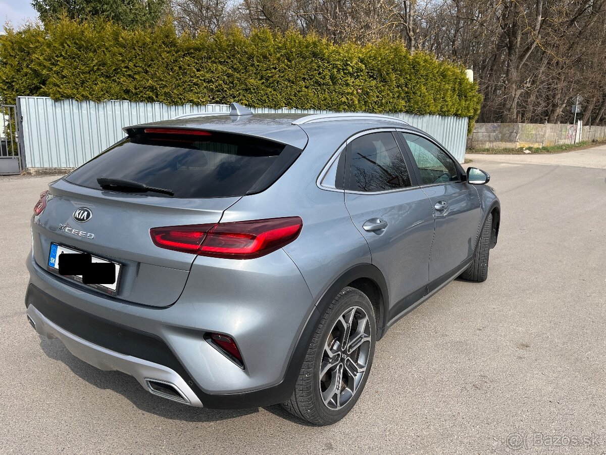 KIA XCEED 1.6 CRDi aurtomat – výbava GOLD - 6