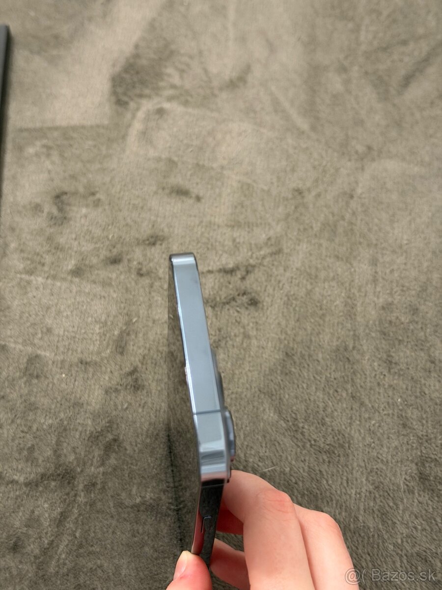 iPhone 13 Pro - 256gb - Výborný stav - 6