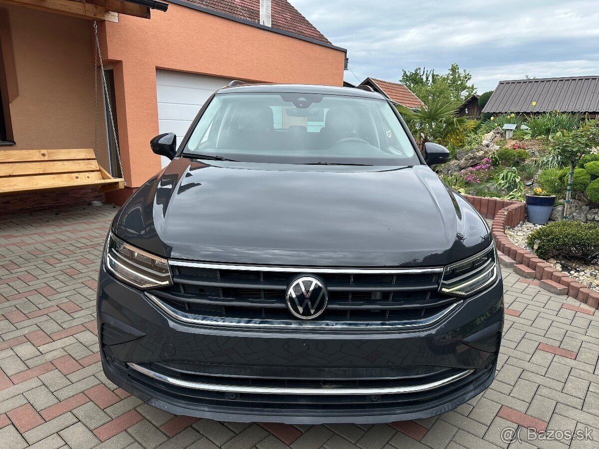 VW Tiguan 1.4 TSI 110kW + plug-in hybrid (180kW/245k) - 6
