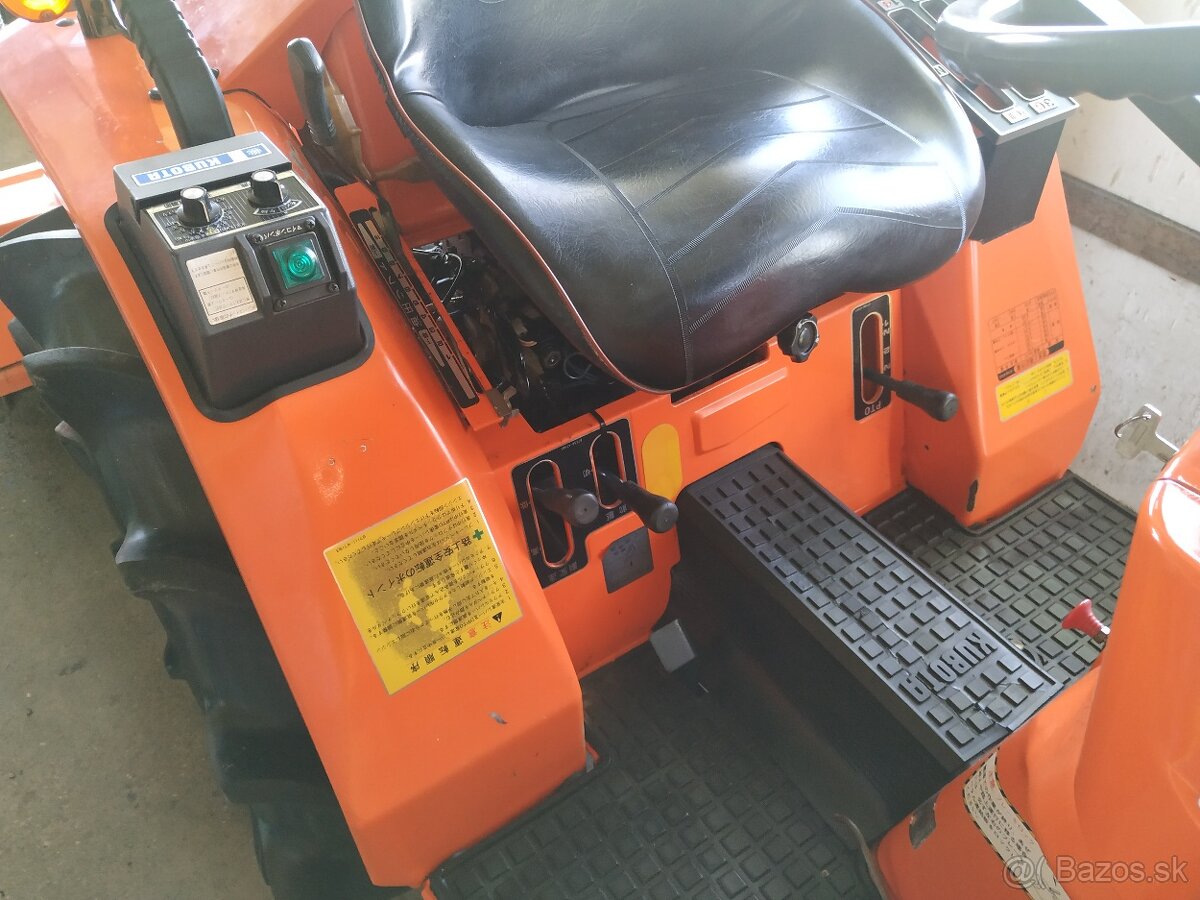 Malotraktor Kubota ZB1-15 4x4 - 6
