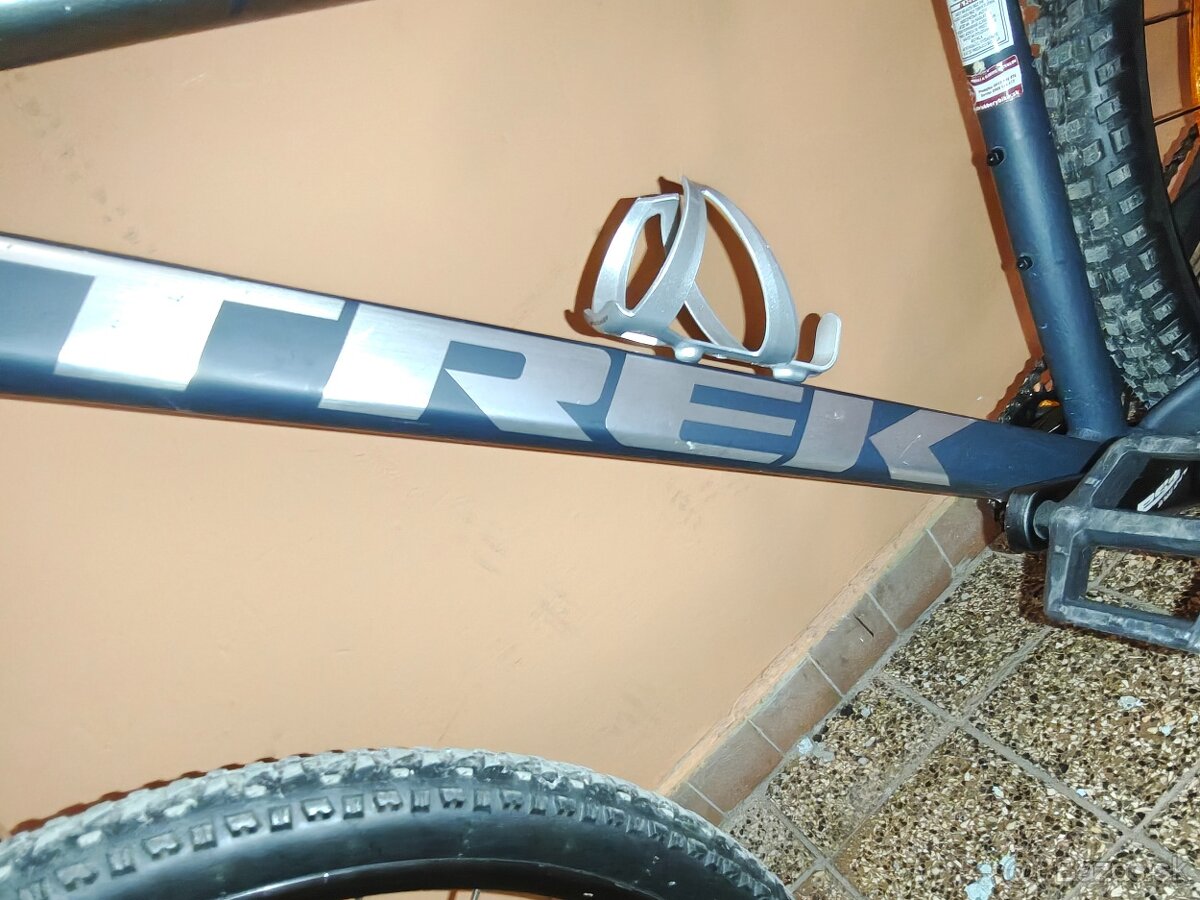 TREK Marlin 7 - 6