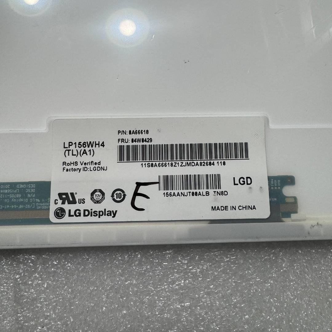 Predám obrazovku do notebooku 15,6" LED display 40pin E - 6