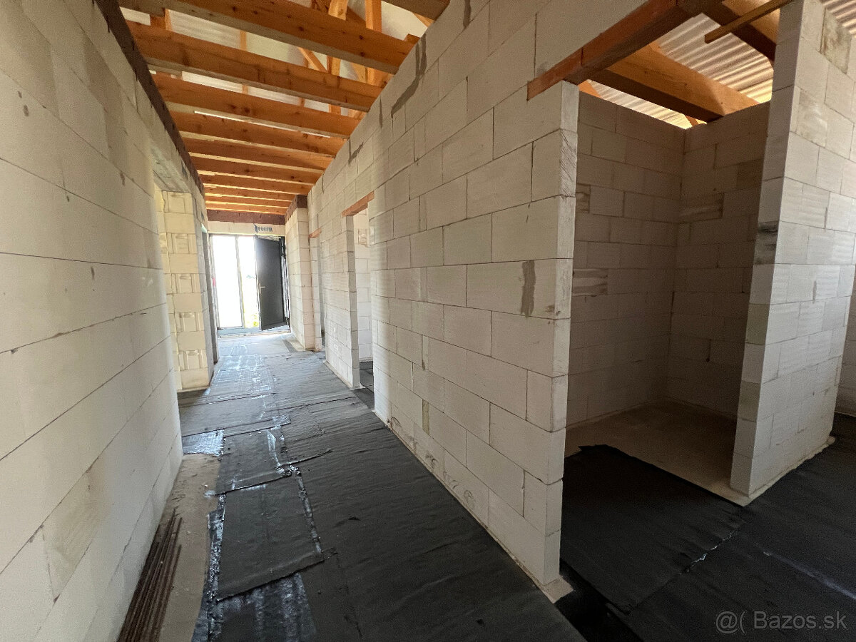 Rozostavaný 4izbový dom - 6