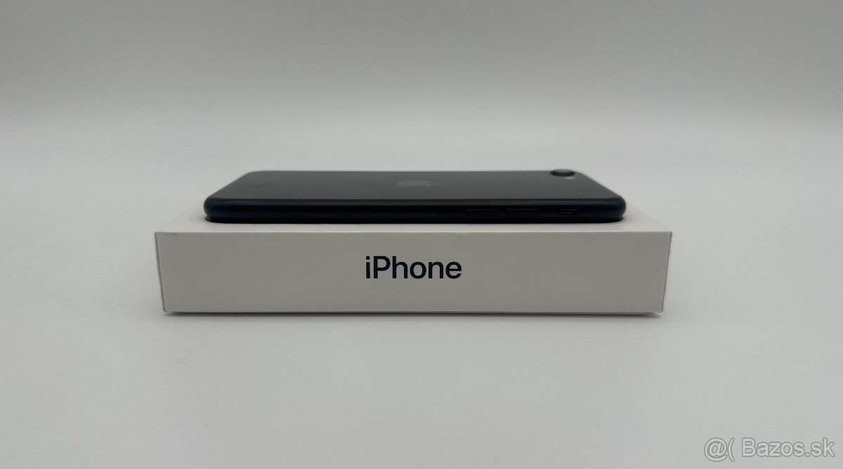 iPhone SE 2022 64GB Midnight (100% Batéria) + ZÁRUKA - 6