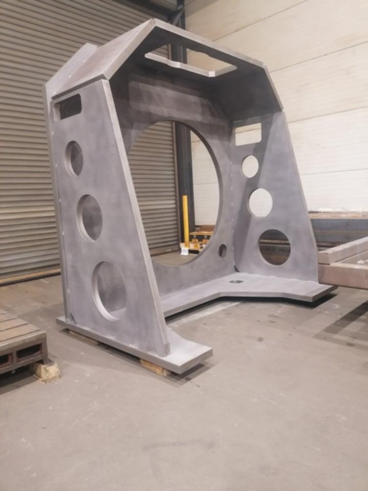 Hladam pracu ako zvarac co2 135 - 6