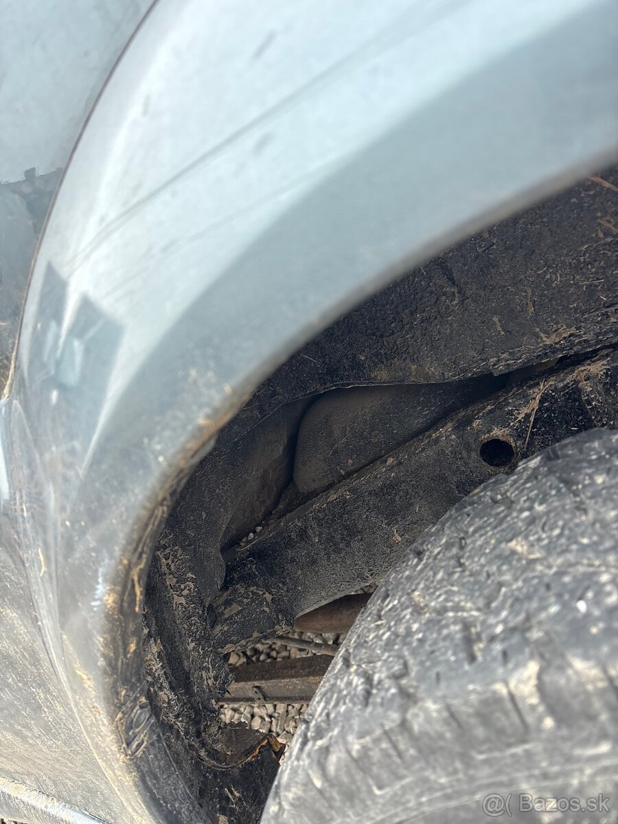 Predám Suzuki Jimny 1.5 ddis Nová STK - 6