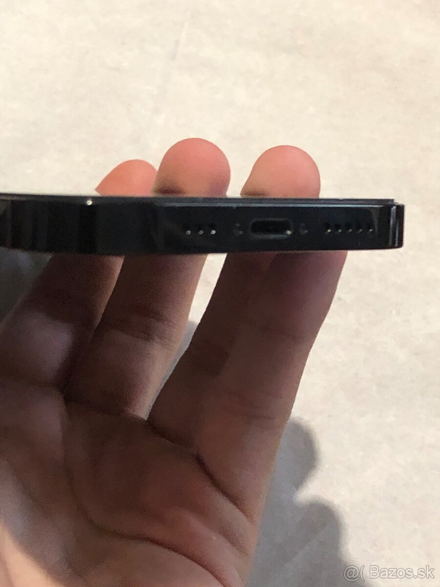 Predám IPhone 14 Pro 256 GB Space Black - 6