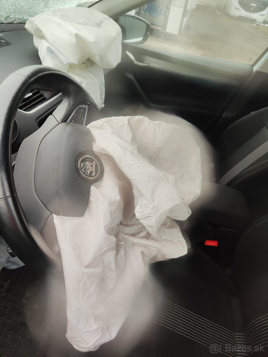 Škoda Octavia 3 - 6