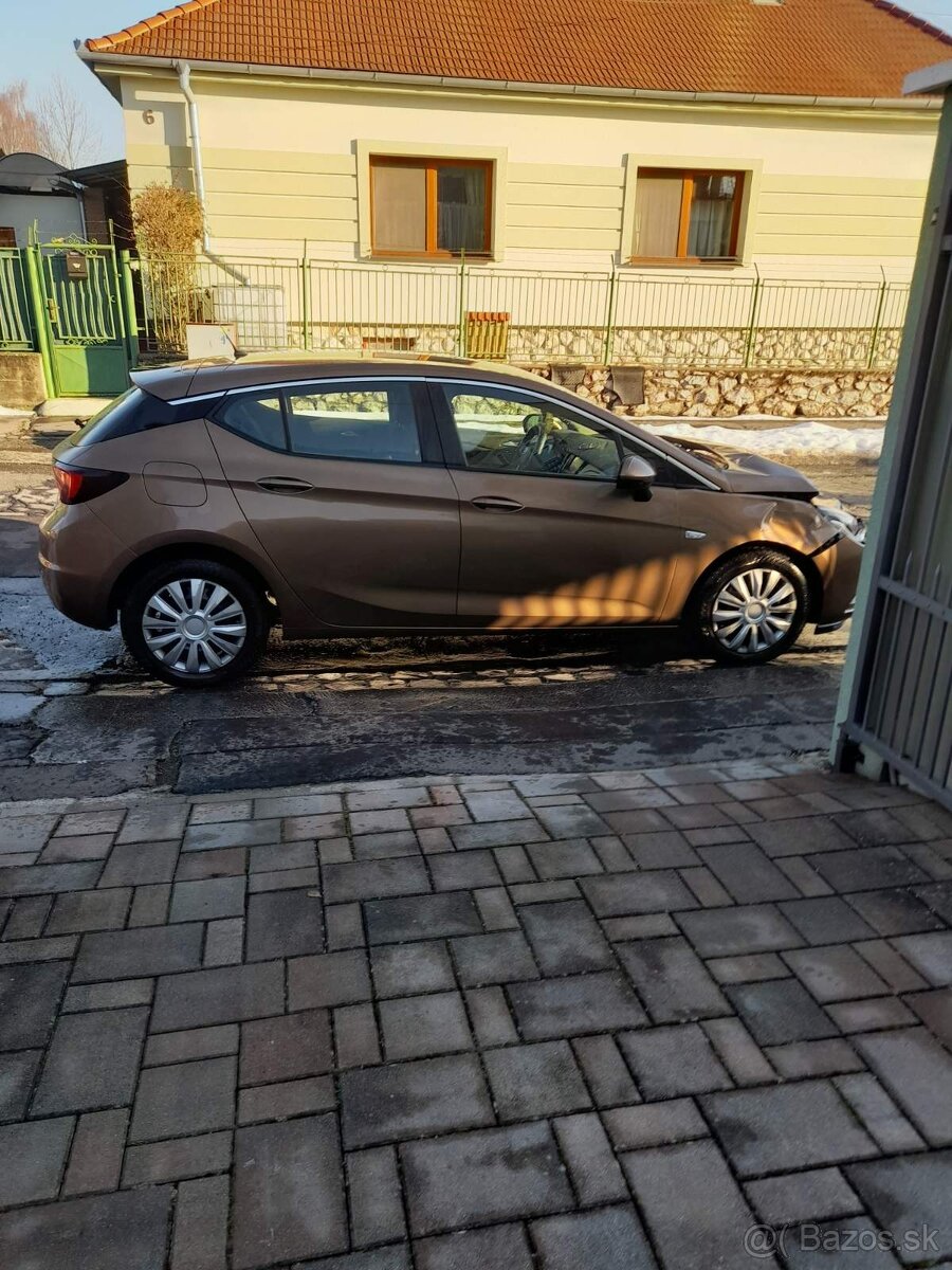 Opel Astra k 1.4 turbo - 6