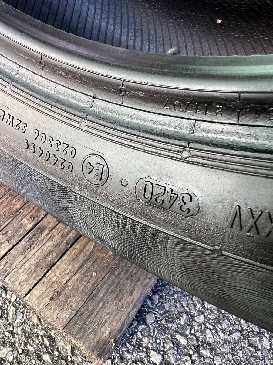 Zimné pneumatiky pirelli 215/55R16 - 6