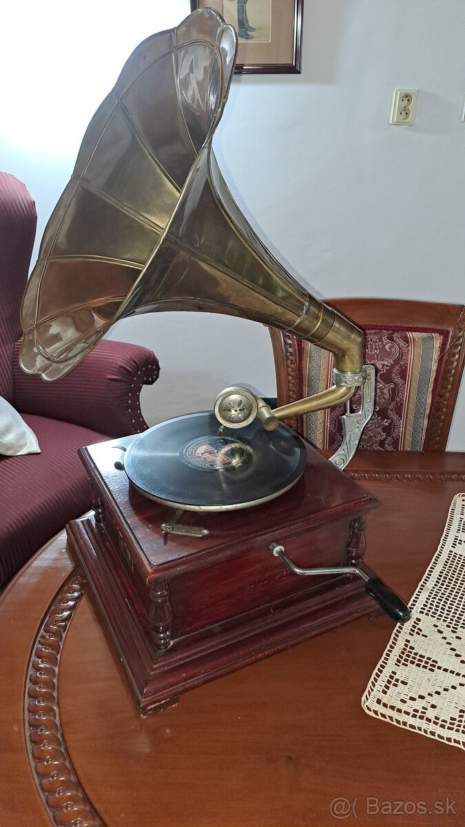 Predam starý funkčný gramofón - 6
