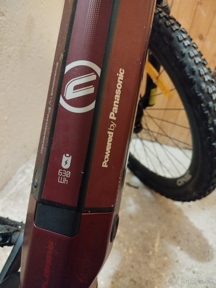 Crussis oné guera 7.8 s - 6