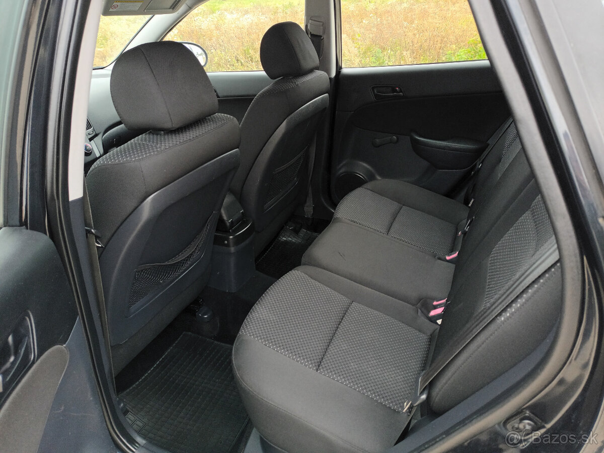 Hyundai i30 1.6crdi facelift blue drive - 6