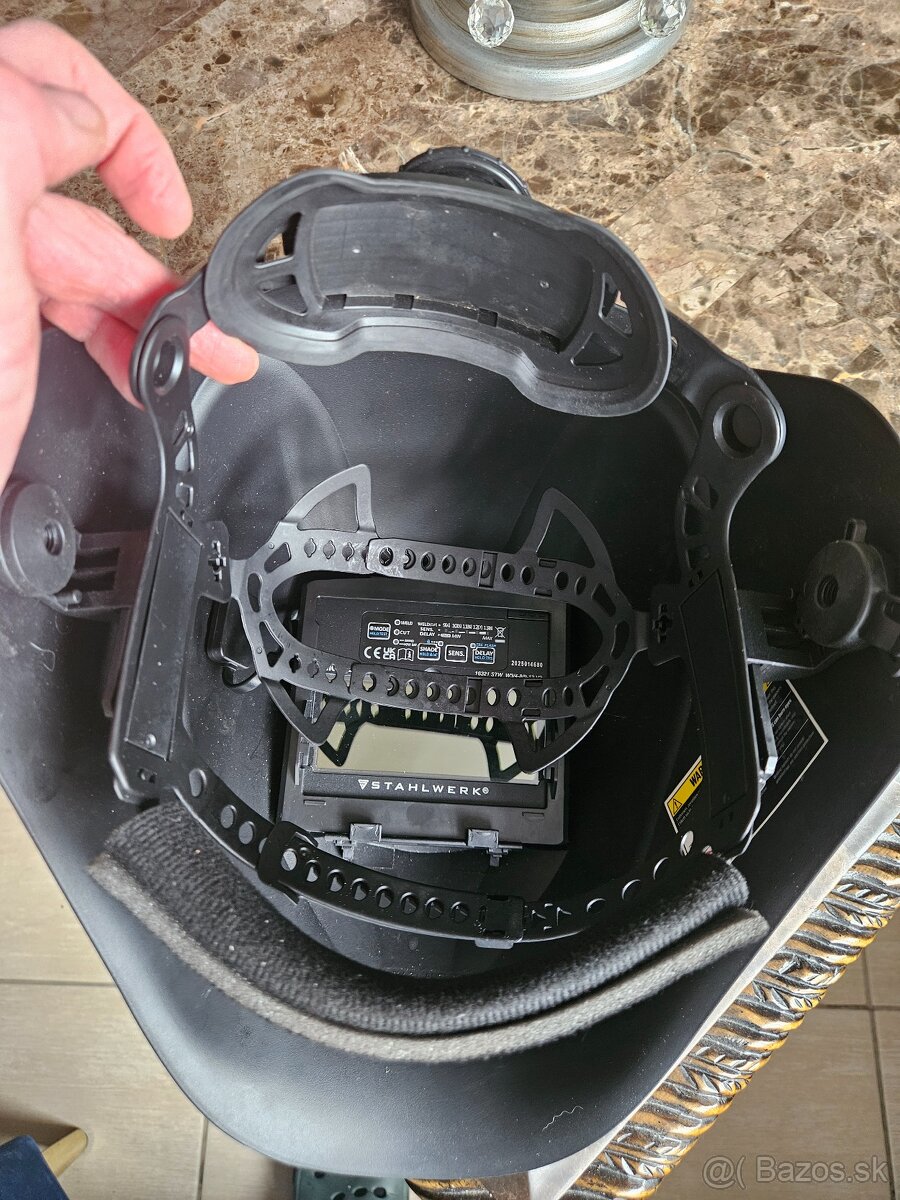 Samostmievacia zváračská kukla - 6