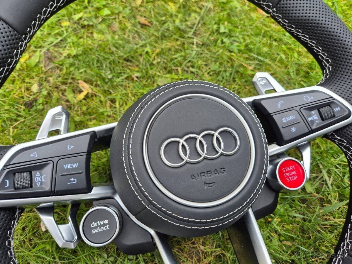 AUDI R8 VOLANT SPORTOVY - START/STOP - DRIVE SELECT - 6