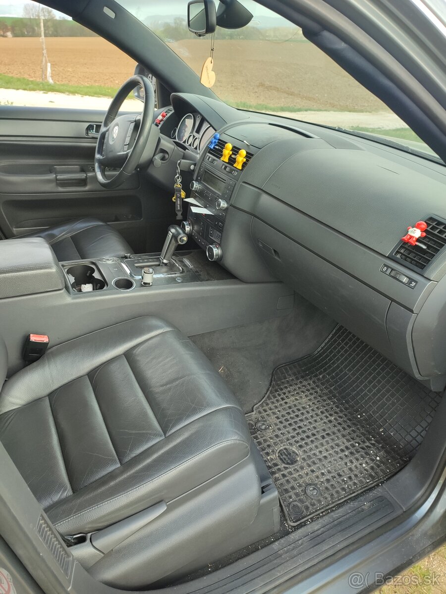 volkswagen touareg - 6