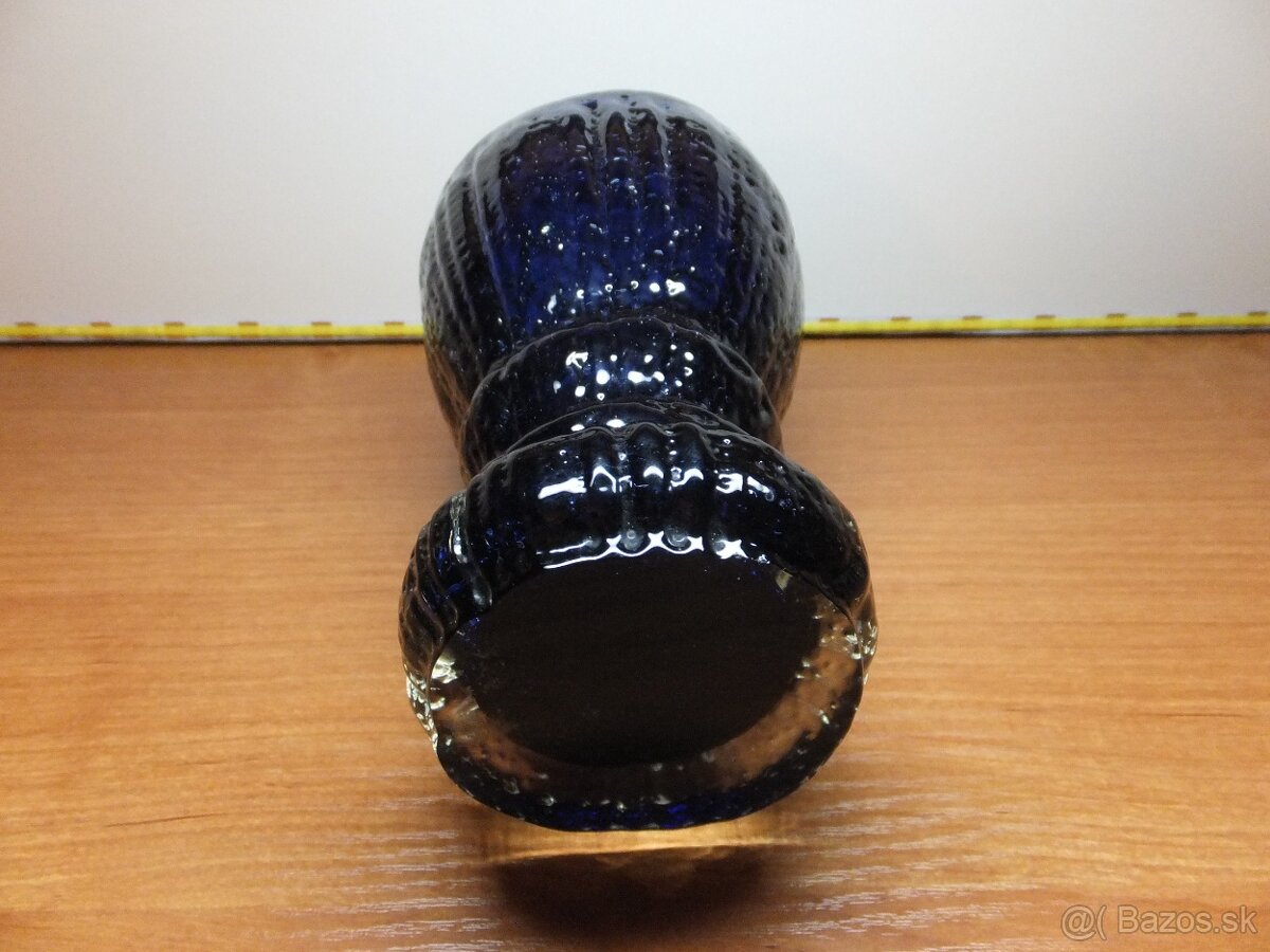 Zajímavá masivní těžká tmavě modrá váza nebo pohár. - 6