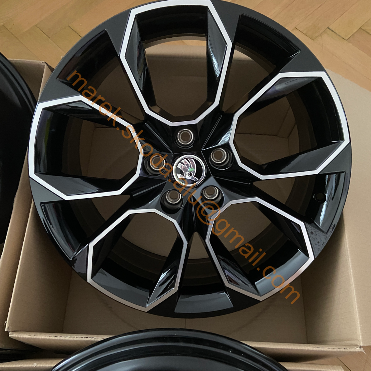 Nové XTREME OCTAVIA 3 - 6