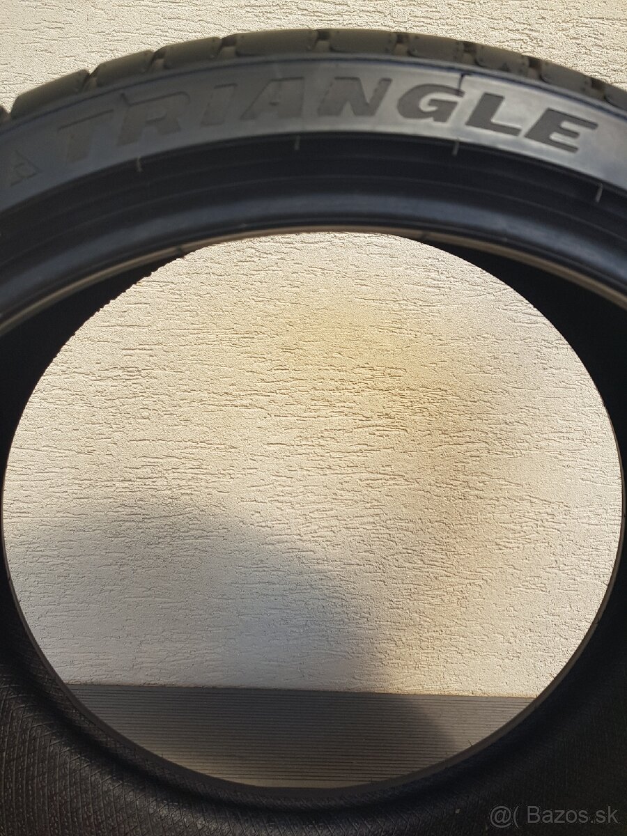 Letné pneumatiky 235/35 R19 - 6