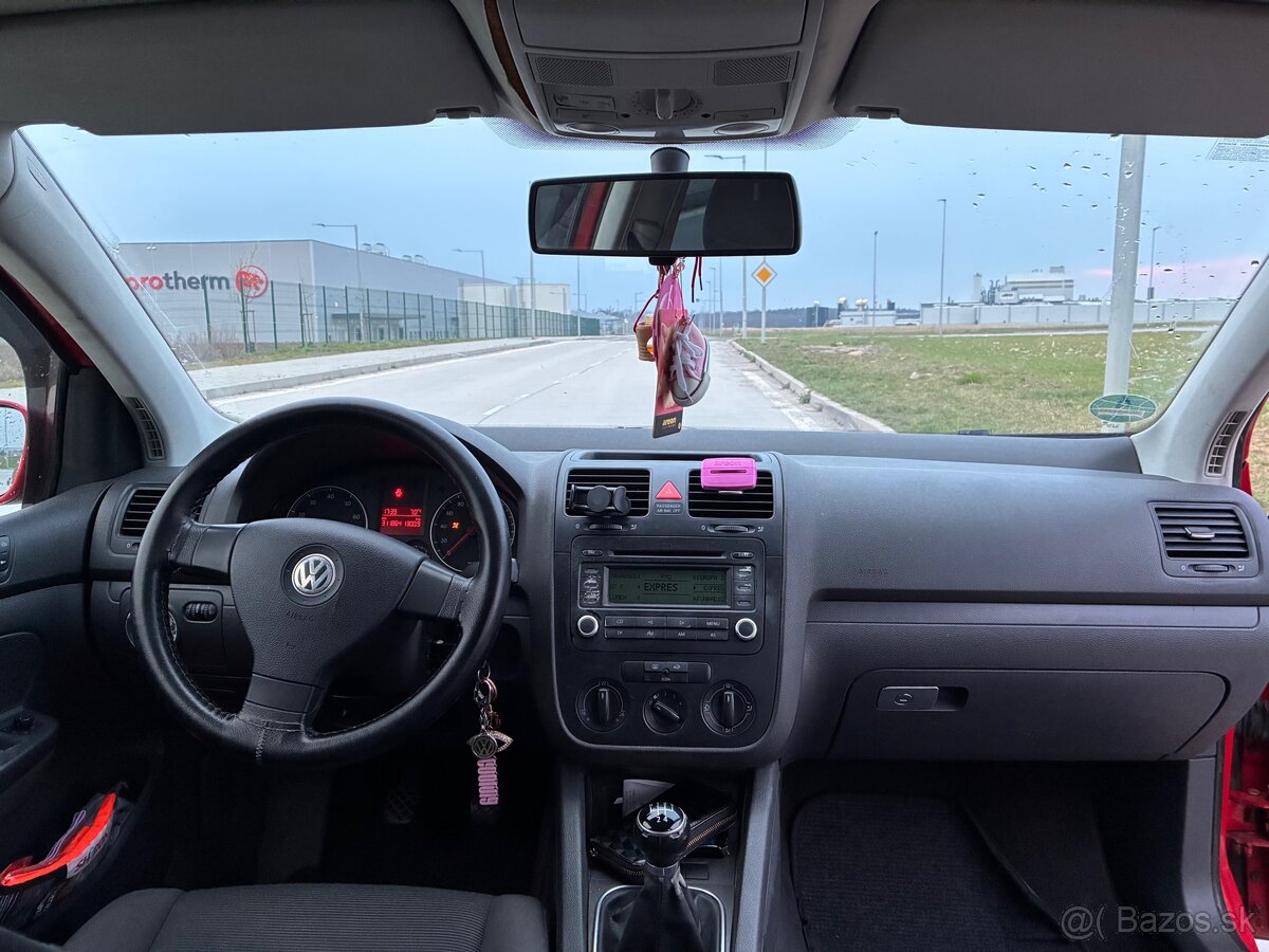 Volkswagen Golf 5 - 6