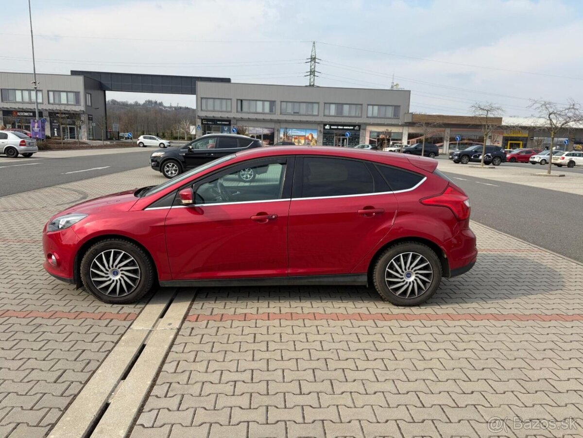 Ford Focus 1.6 EB 110kw TOP VÝBAVA - 6