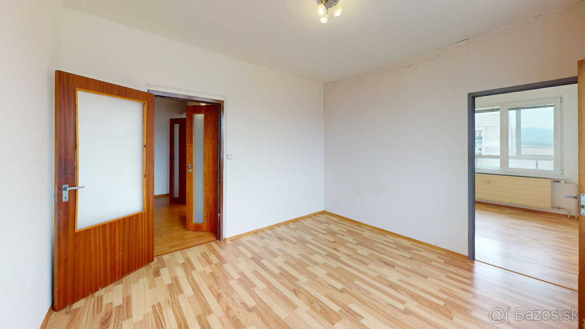 Na predaj veľký (75m2) 2- izbový byt prerobený na 3-izbový - 6