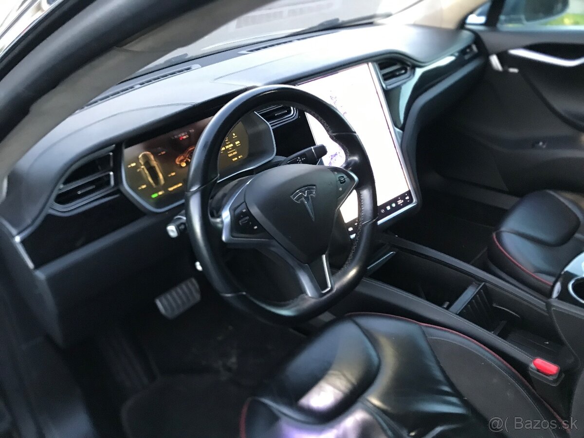 Tesla model S P85 bezplatne nabíjanie - 6