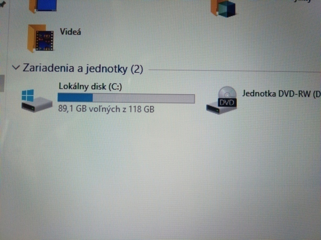 predám HP elitebook / 4gb ram / Intel core i5 / 120gb ssd- - 6