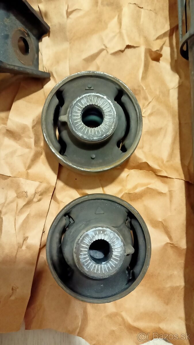 Tlmiče a pružiny zo Škoda Octavia A7 - 6