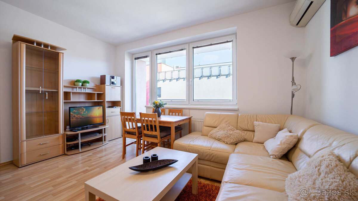 Príjemný 2 izbový byt s parkovaním a balkónom, Bratislava - - 6