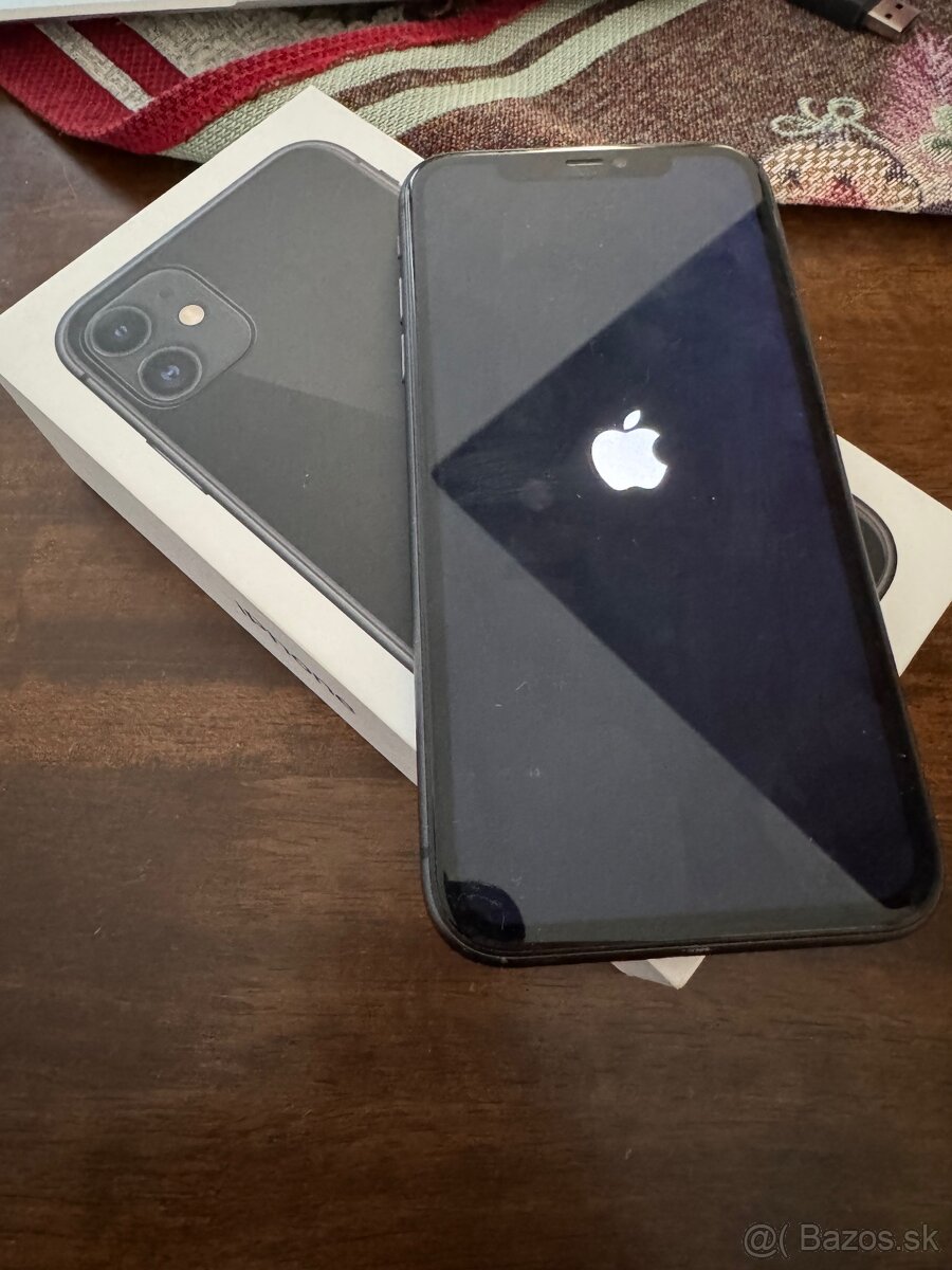 Predám Iphone 11 64gb - 6