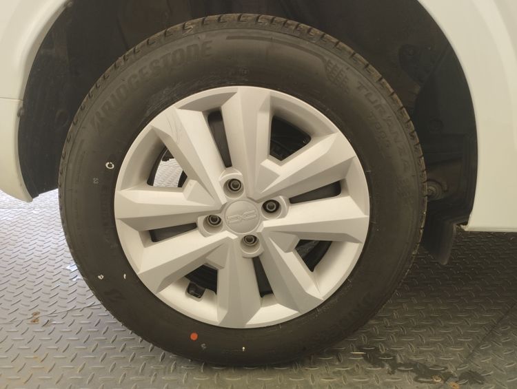 Dacia Sandero Expression TCe 90 CVT - rok 2024 - 6