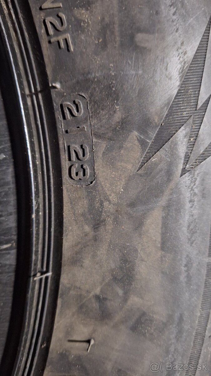 Zimne 215/60r16 Bridgestone+plechove disky - 6