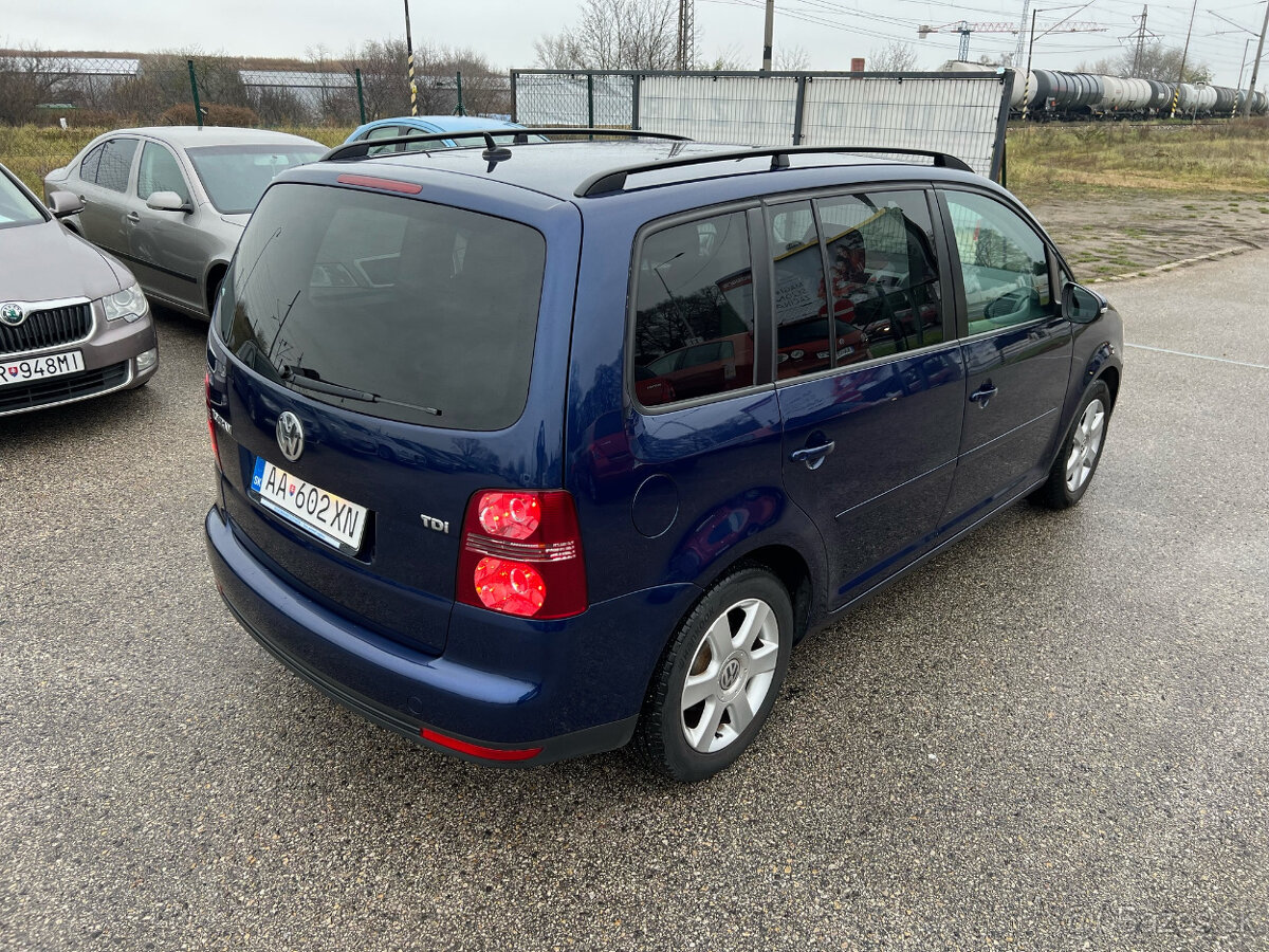 VW Touran FL 1.9 TDI diesel, 77kW, MT/6, rok:03.2010. - 6