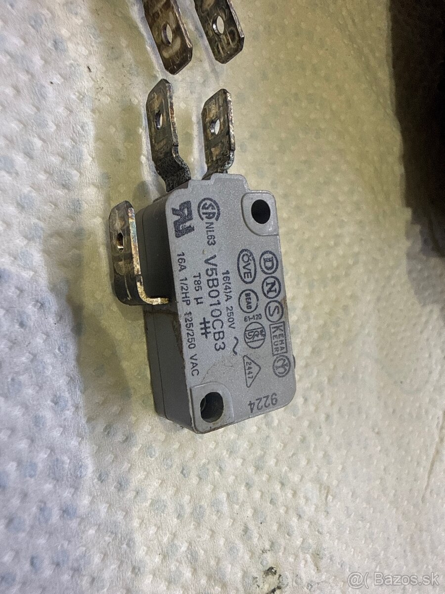 Elektromotor z mixéra - 6