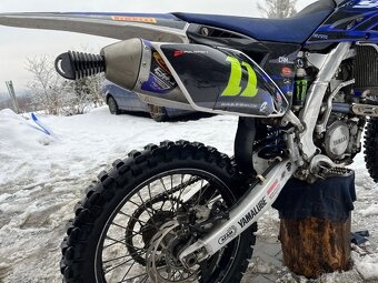 Yamaha YZF 250 - 6