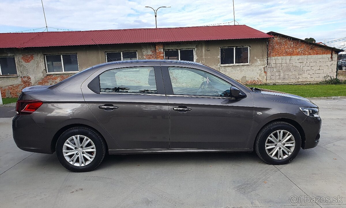 Peugeot 301 1.2 PureTech Allure - 6