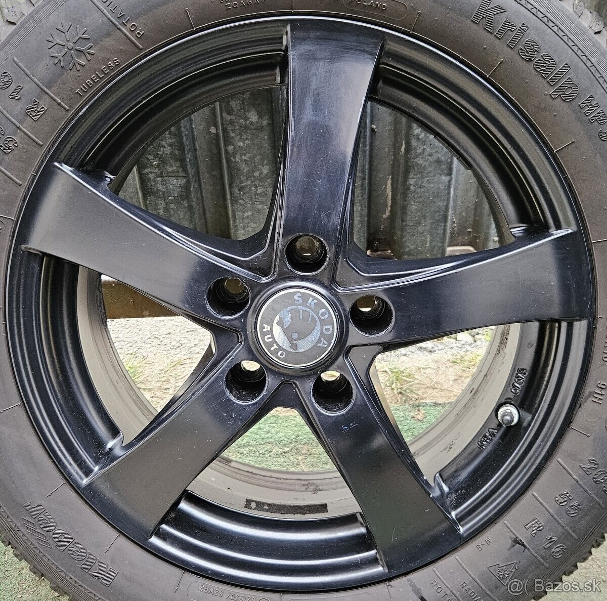 Hliníkové disky DEZENT RE - 5x112 r16 - 6