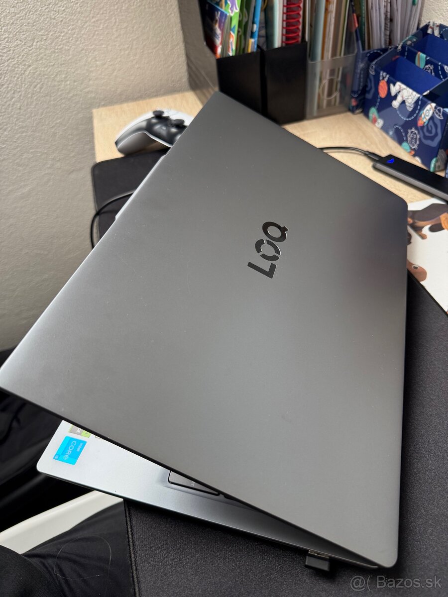 Lenovo LOQ 15IAX9E - 6